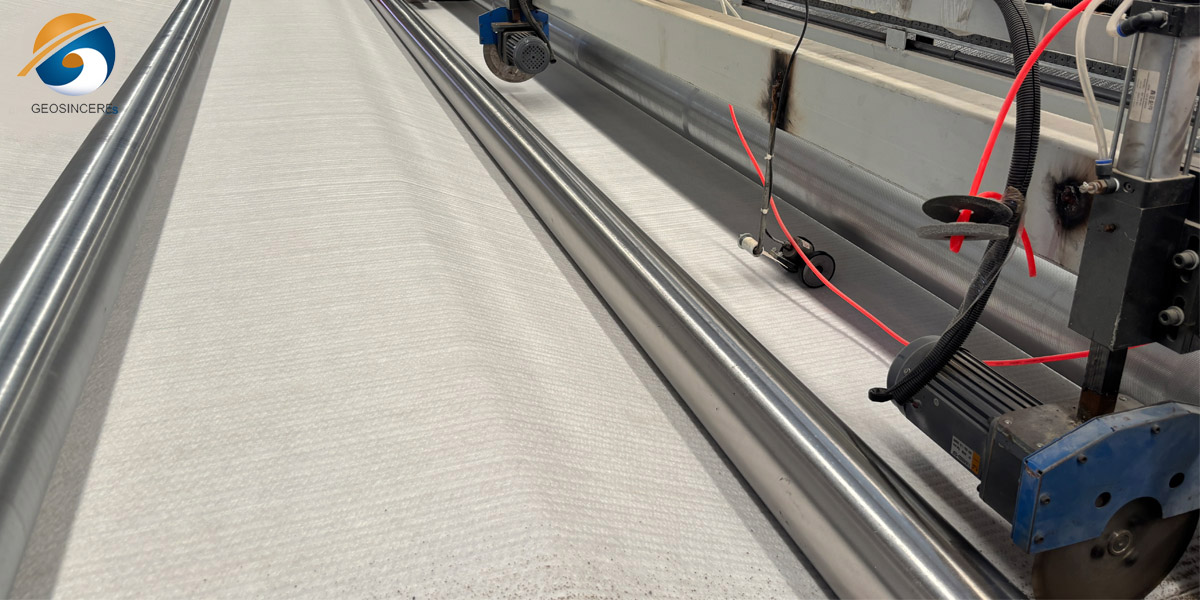 Качественная глиняная подложка для строительных и бытовых свалок Качественная глиняная подложка для строительных и бытовых свалок